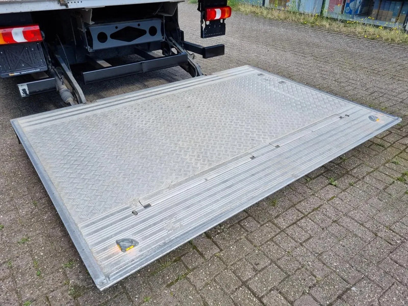 Truk box Mercedes-Benz Atego 1218 Koffer/ Ladebordwand/ Airco/ Grau Metallic: gambar 18