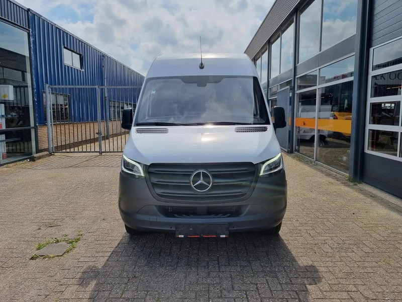 Mercedes-Benz Sprinter 315 CDI L3H2/ Airco/ Navi/ Xenon - Van kecil: gambar 3 Mercedes-Benz Sprinter 315 CDI L3H2/ Airco/ Navi/ Xenon - Van kecil: gambar 3