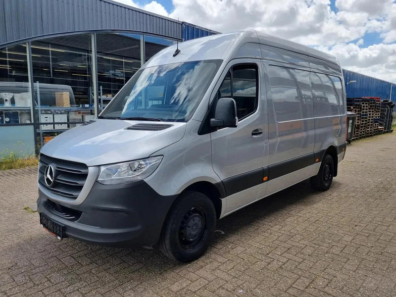 Mercedes-Benz Sprinter 316 CDI 163 PK L2H2 EURO 6C - Van panel: gambar 4 Mercedes-Benz Sprinter 316 CDI 163 PK L2H2 EURO 6C - Van panel: gambar 4