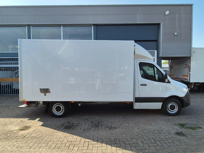 Mercedes-Benz Sprinter 316 CDI Kuhlkoffer Thermoking V300MAX st 230V Euro 6D (4) - Van berpendingin: gambar 2 Mercedes-Benz Sprinter 316 CDI Kuhlkoffer Thermoking V300MAX st 230V Euro 6D (4) - Van berpendingin: gambar 2