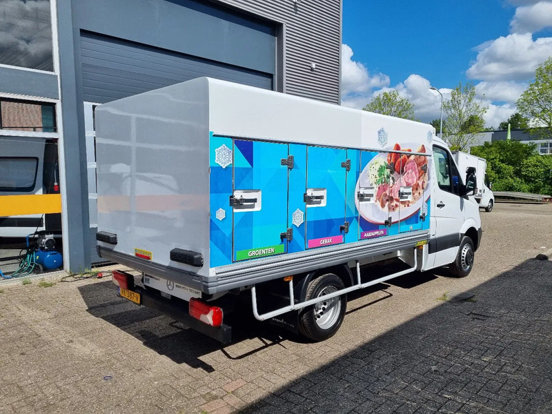 Mercedes-Benz Sprinter 513 CDI COLDCAR EISWAGEN -40C 4+4 TUREN EURO 6 ICECREAM - Van berpendingin: gambar 2 Mercedes-Benz Sprinter 513 CDI COLDCAR EISWAGEN -40C 4+4 TUREN EURO 6 ICECREAM - Van berpendingin: gambar 2