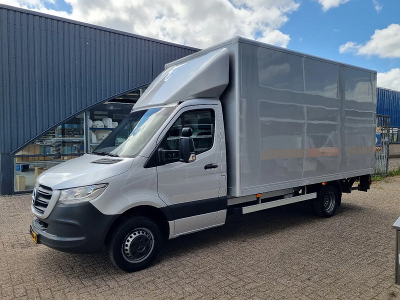 Mercedes-Benz Sprinter 516 CDI Koffer LBW 21m3 Euro 6 - Van box: gambar 4 Mercedes-Benz Sprinter 516 CDI Koffer LBW 21m3 Euro 6 - Van box: gambar 4