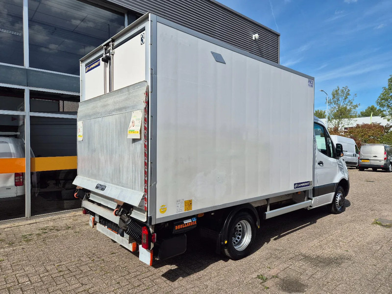 Mercedes-Benz Sprinter 516 CDI/ Kuhlkoffer/ Carrier Xarios 300/ -20/ +20/ Standby 230V - Van berpendingin: gambar 3 Mercedes-Benz Sprinter 516 CDI/ Kuhlkoffer/ Carrier Xarios 300/ -20/ +20/ Standby 230V - Van berpendingin: gambar 3