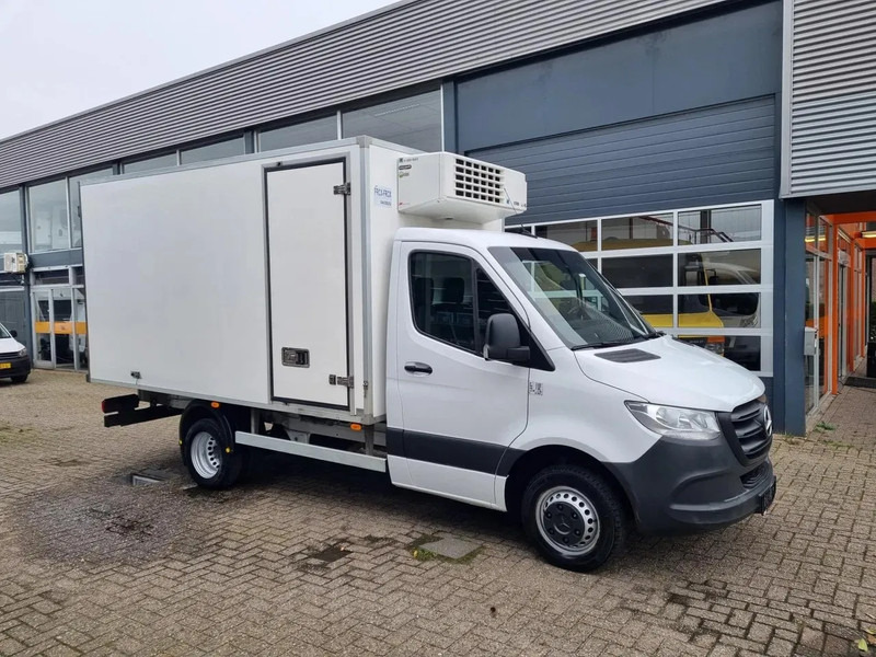 Mercedes-Benz Sprinter 516 CDI THERMOKING V500 MAX MT/ -20+20 STANDBY 380V - Van berpendingin: gambar 1 Mercedes-Benz Sprinter 516 CDI THERMOKING V500 MAX MT/ -20+20 STANDBY 380V - Van berpendingin: gambar 1