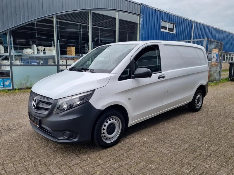 Mercedes-Benz Vito 111 CDI/ Airco/ Navi/ EURO 6 - Van kecil: gambar 4 Mercedes-Benz Vito 111 CDI/ Airco/ Navi/ EURO 6 - Van kecil: gambar 4