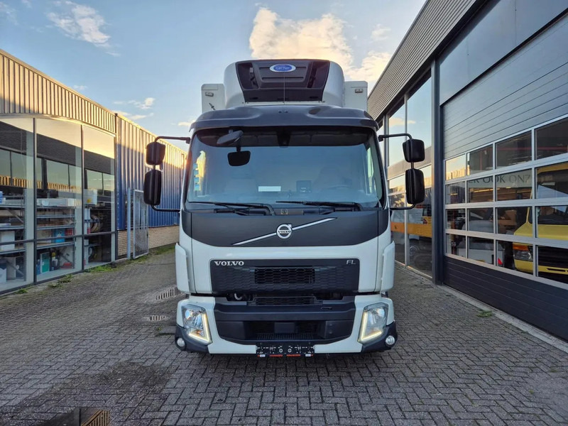 Volvo FL 12.250 Kuhlkoffer Carrier 850MT ST 380V -30/+30/ LBW/ EURO 6 - Truk berpendingin: gambar 3 Volvo FL 12.250 Kuhlkoffer Carrier 850MT ST 380V -30/+30/ LBW/ EURO 6 - Truk berpendingin: gambar 3