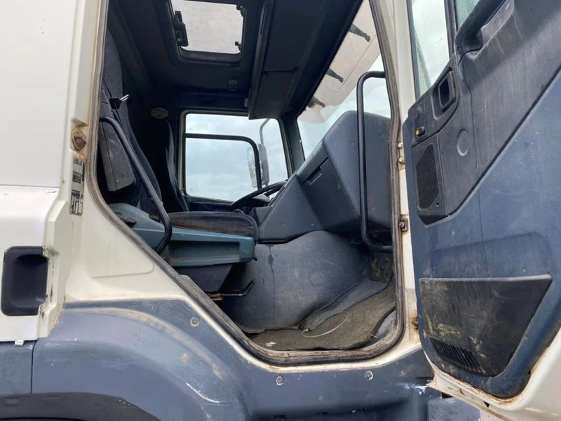 DAF CF 85.380 MANUAL ZF GEARBOX BIG KIPPER 85 CF 8x4 - Truk jungkit: gambar 4 DAF CF 85.380 MANUAL ZF GEARBOX BIG KIPPER 85 CF 8x4 - Truk jungkit: gambar 4