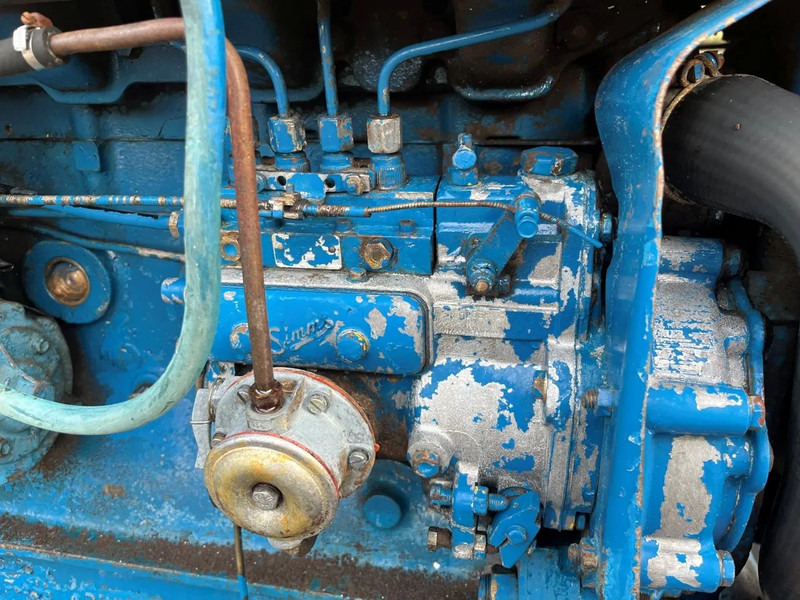 Ford 5000 5000 2WD Agricultural Tractor - Traktor: gambar 4 Ford 5000 5000 2WD Agricultural Tractor - Traktor: gambar 4