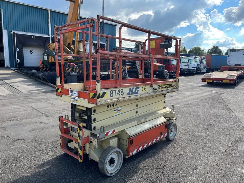 JLG 2646-E !!! LOW HOURS !!! - Scissor lifts: gambar 3 JLG 2646-E !!! LOW HOURS !!! - Scissor lifts: gambar 3