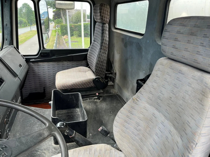 Truk pengaduk beton MAN 35.302 8x4 FULL STEEL SPRING MANUAL ZF GEARBOX !!! 6 CILINDER !!!: gambar 17