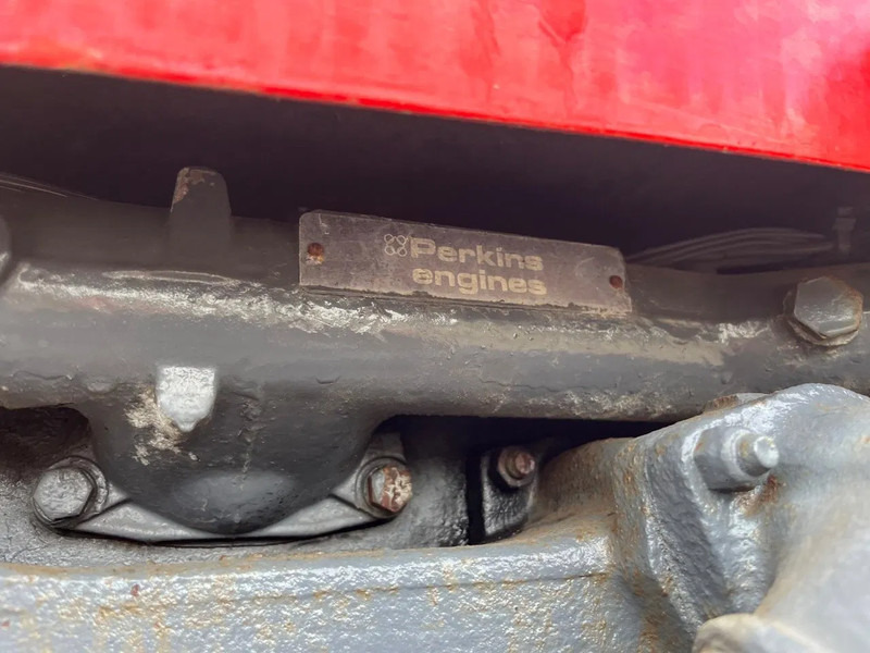 Massey Ferguson 265 MF 265 4x2 tractor - Traktor: gambar 4 Massey Ferguson 265 MF 265 4x2 tractor - Traktor: gambar 4