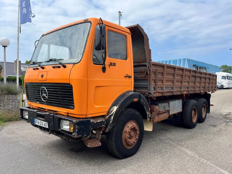 Mercedes-Benz SK 2628 6X4 FULL STEEL SPRING KIPPER MANUAL GEARBOX - Truk jungkit: gambar 1 Mercedes-Benz SK 2628 6X4 FULL STEEL SPRING KIPPER MANUAL GEARBOX - Truk jungkit: gambar 1