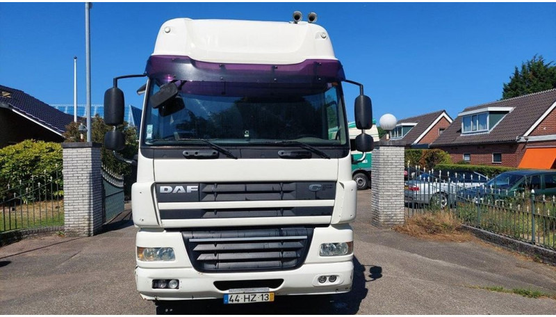 DAF CF 85.410 4x2 MANUAL 410 POWER - Tractor head: gambar 5 DAF CF 85.410 4x2 MANUAL 410 POWER - Tractor head: gambar 5