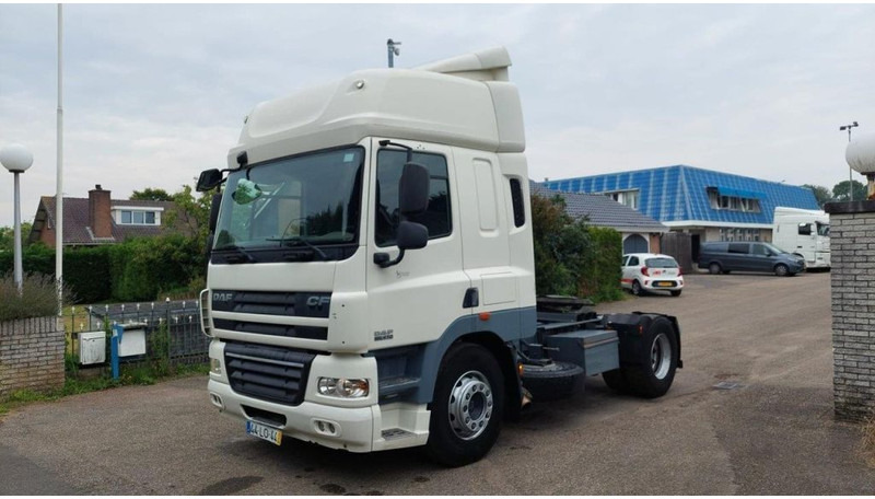 DAF CF 85.410 - Tractor head: gambar 1 DAF CF 85.410 - Tractor head: gambar 1