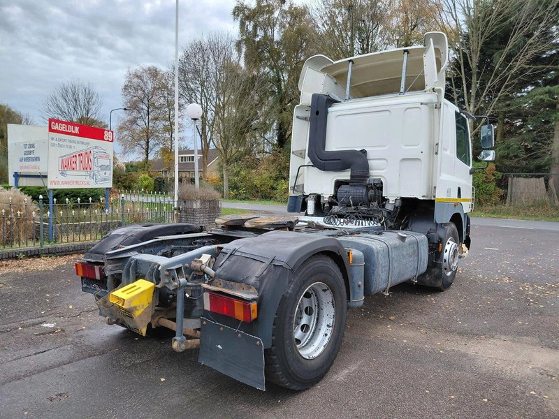 DAF CF 85.430 MANUAL ZF GEARBOX 4x2 Truckhead !! EURO 3 Engine !! - Tractor head: gambar 3 DAF CF 85.430 MANUAL ZF GEARBOX 4x2 Truckhead !! EURO 3 Engine !! - Tractor head: gambar 3
