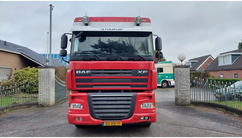 DAF XF 105.410 4X2 HYDRAULIC - Tractor head: gambar 5 DAF XF 105.410 4X2 HYDRAULIC - Tractor head: gambar 5