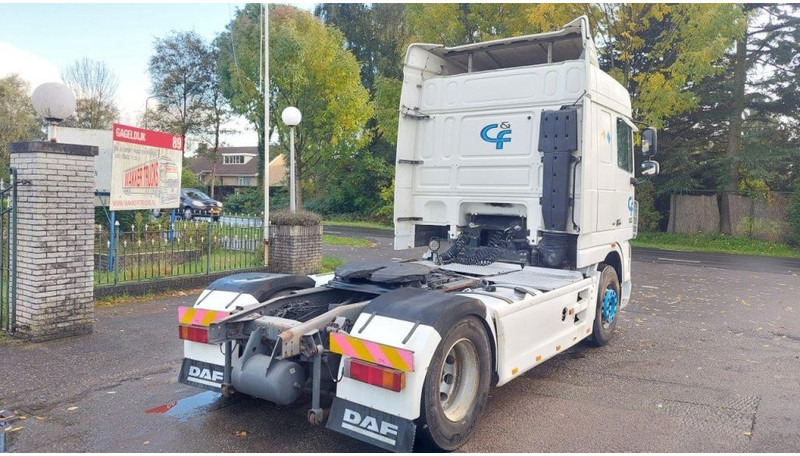 DAF XF 105.410 - Tractor head: gambar 3 DAF XF 105.410 - Tractor head: gambar 3