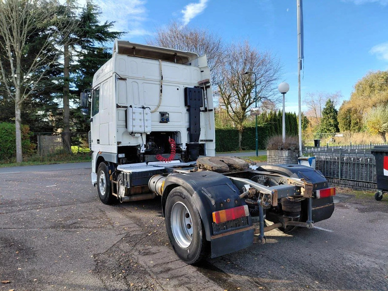 DAF XF 95.430 4x2 - Tractor head: gambar 4 DAF XF 95.430 4x2 - Tractor head: gambar 4
