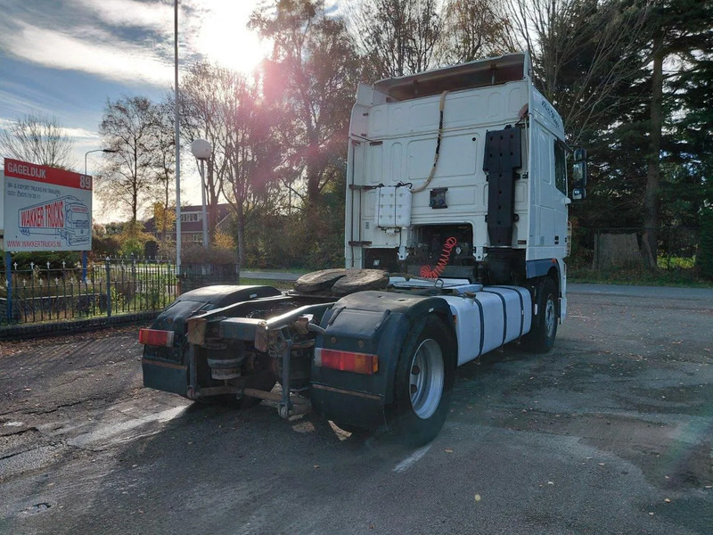 DAF XF 95.430 4x2 MANUAL ZF GEARBOX !! EURO 3 Engine !! - Tractor head: gambar 3 DAF XF 95.430 4x2 MANUAL ZF GEARBOX !! EURO 3 Engine !! - Tractor head: gambar 3