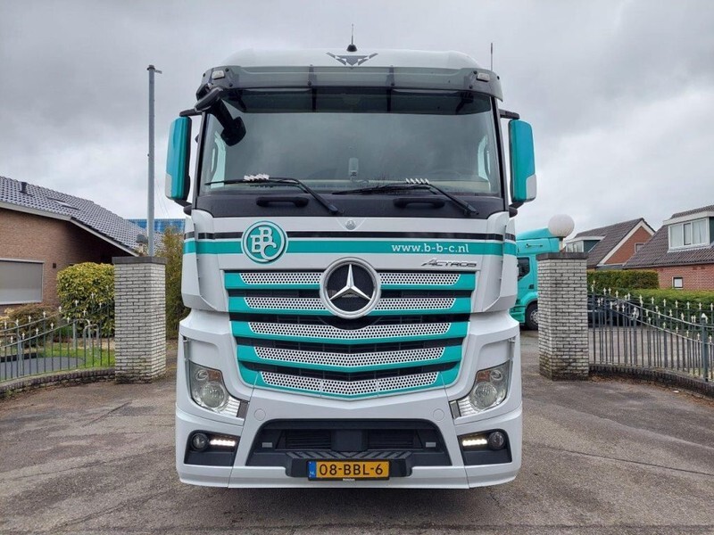 Mercedes-Benz Actros 1842 - Tractor head: gambar 5 Mercedes-Benz Actros 1842 - Tractor head: gambar 5