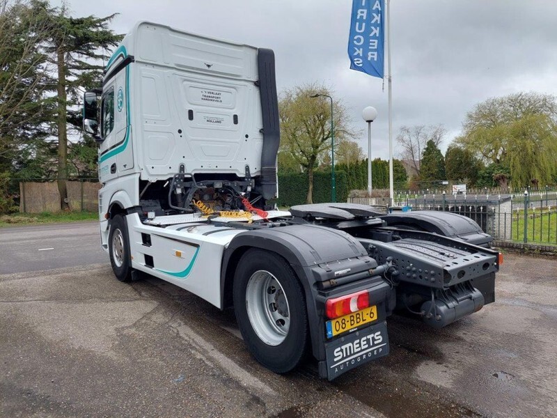 Mercedes-Benz Actros 1842 - Tractor head: gambar 4 Mercedes-Benz Actros 1842 - Tractor head: gambar 4