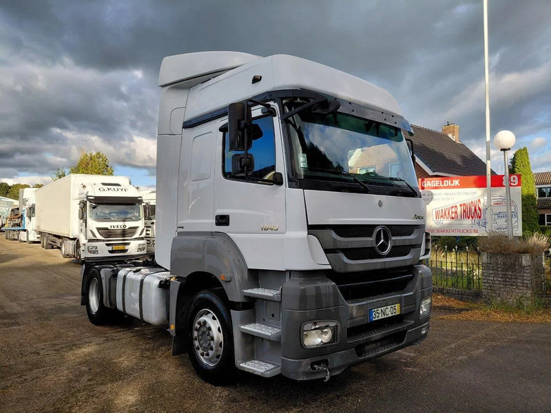 Mercedes-Benz Axor 1843 2 Pieces 4x2 Retarder - Tractor head: gambar 2 Mercedes-Benz Axor 1843 2 Pieces 4x2 Retarder - Tractor head: gambar 2