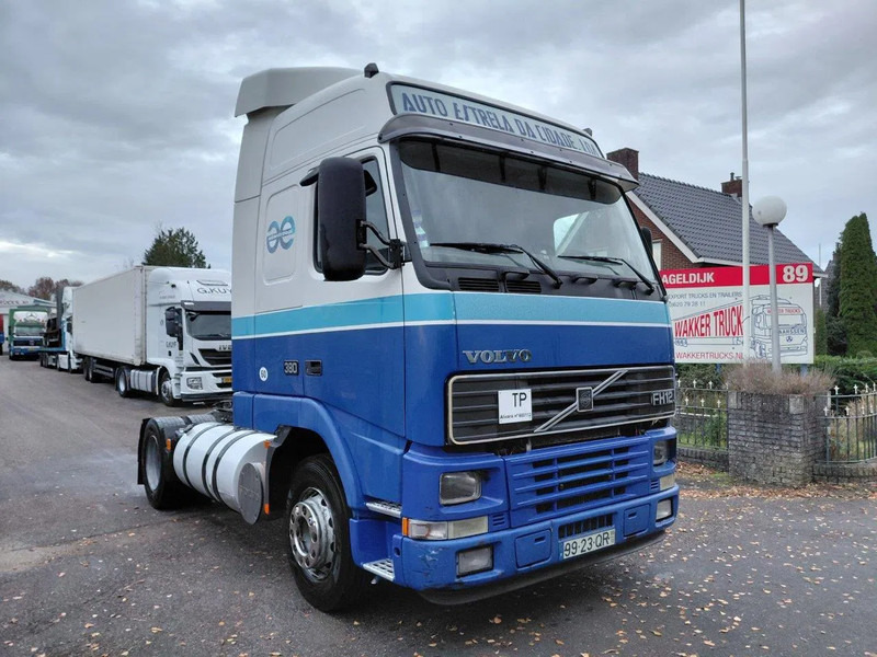 Volvo FH 12.380 MANUAL 3+3 GEARBOX - Tractor head: gambar 3 Volvo FH 12.380 MANUAL 3+3 GEARBOX - Tractor head: gambar 3