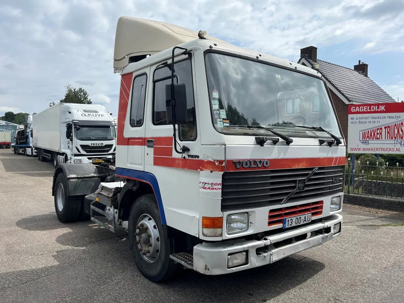 Volvo FL 10.320 4X2 TRUCKHEAD FULL STEEL SUSPENSION - Tractor head: gambar 5 Volvo FL 10.320 4X2 TRUCKHEAD FULL STEEL SUSPENSION - Tractor head: gambar 5