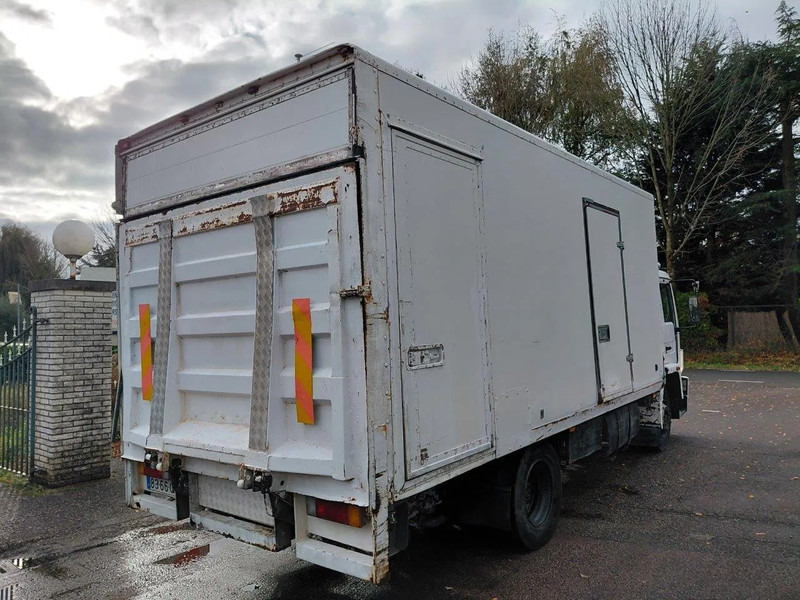 Volvo FL 6 4x2 Box - Truk box: gambar 3 Volvo FL 6 4x2 Box - Truk box: gambar 3