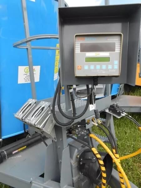 Zamet Paszowóz FIDER 10m3 - Mixer-pengumpan: gambar 4 Zamet Paszowóz FIDER 10m3 - Mixer-pengumpan: gambar 4