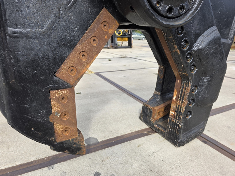 Hitachi zx210 scrap shear verachtert genesis labounty italmek sennebogen liebherr - Mesin pengisi: gambar 5 Hitachi zx210 scrap shear verachtert genesis labounty italmek sennebogen liebherr - Mesin pengisi: gambar 5