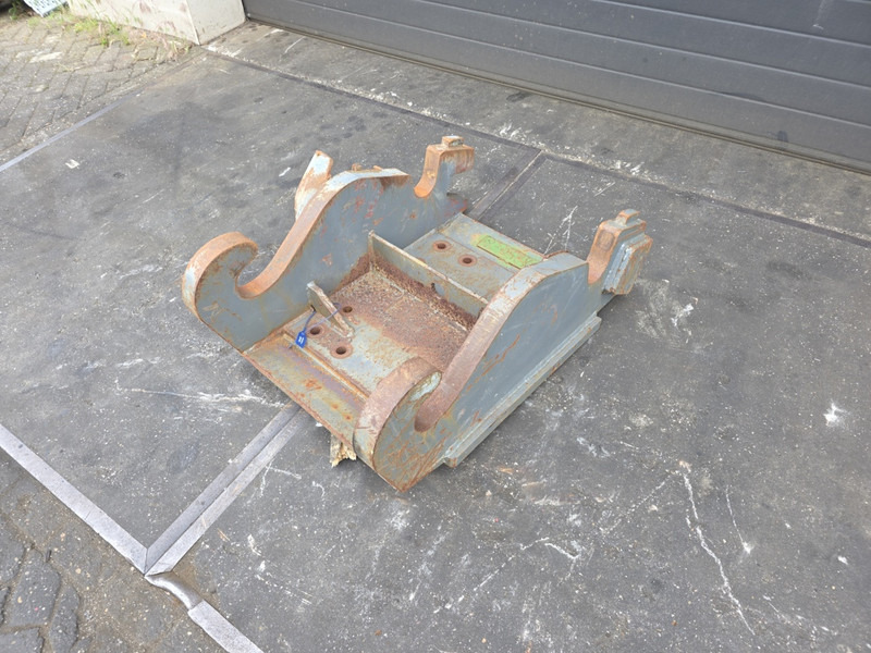 Adaptor plate cw55s kopplaat cw55s verachtert eurosteel - Skrup cepat untuk Peralatan konstruksi: gambar 1 Adaptor plate cw55s kopplaat cw55s verachtert eurosteel - Skrup cepat untuk Peralatan konstruksi: gambar 1