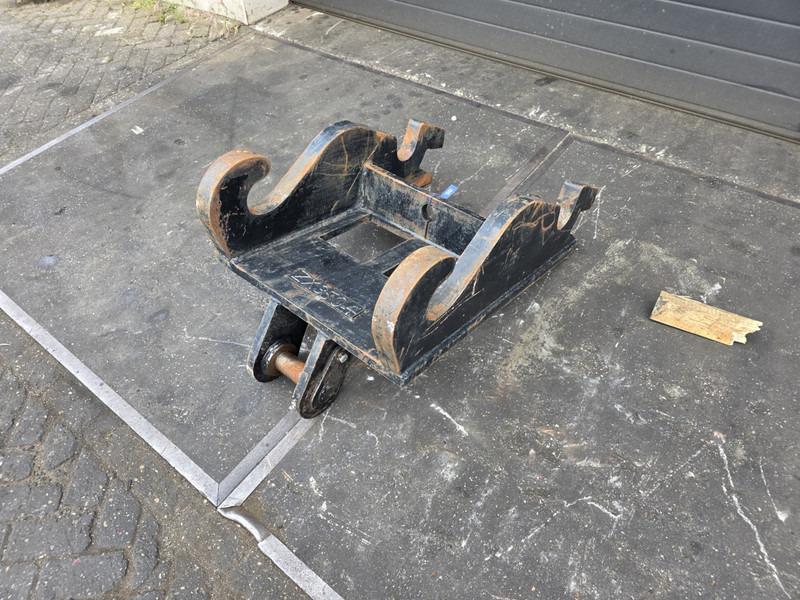 Adaptor plate cw55s kopplaat cw55s verachtert eurosteel - Skrup cepat untuk Peralatan konstruksi: gambar 1 Adaptor plate cw55s kopplaat cw55s verachtert eurosteel - Skrup cepat untuk Peralatan konstruksi: gambar 1