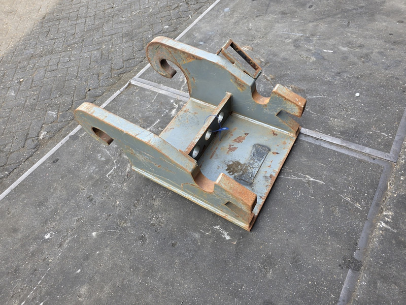 Adaptor plate cw55s verachtert kopplaat cw55s verachtert eurosteel - Skrup cepat untuk Peralatan konstruksi: gambar 4 Adaptor plate cw55s verachtert kopplaat cw55s verachtert eurosteel - Skrup cepat untuk Peralatan konstruksi: gambar 4