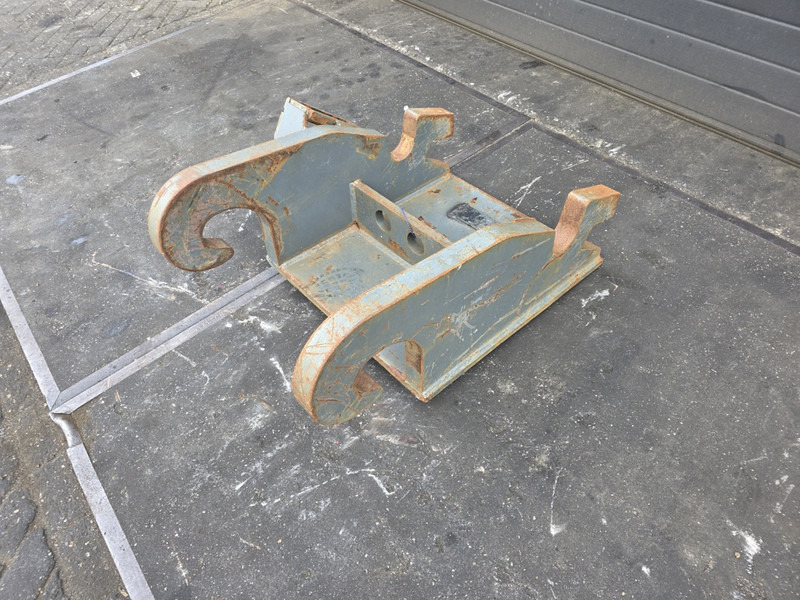 Adaptor plate cw55s verachtert kopplaat cw55s verachtert eurosteel - Skrup cepat untuk Peralatan konstruksi: gambar 1 Adaptor plate cw55s verachtert kopplaat cw55s verachtert eurosteel - Skrup cepat untuk Peralatan konstruksi: gambar 1