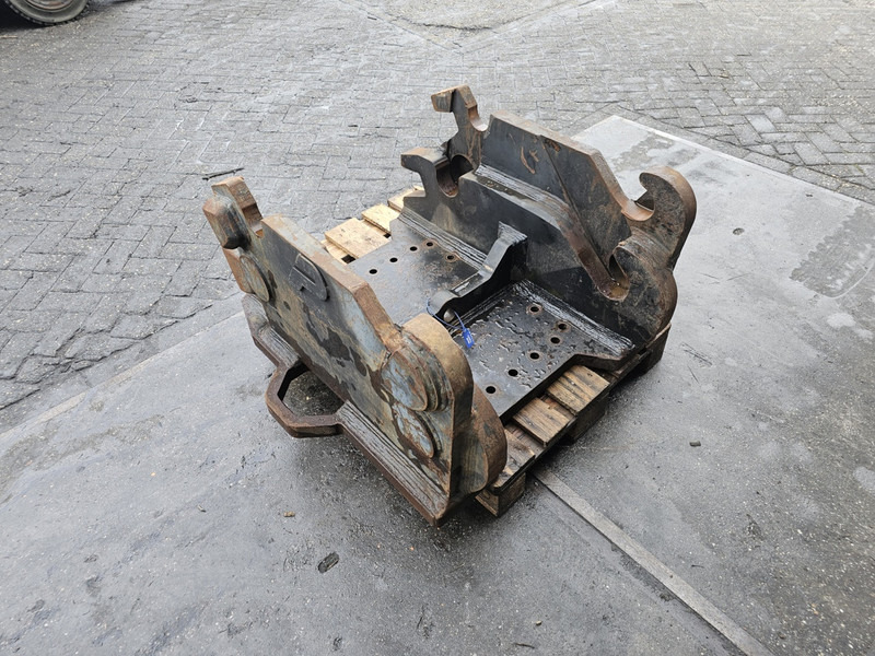 Kopplaat cw55s cw45s demarec dubbele kopplaat cw45s cw55s demarec - Skrup cepat untuk Peralatan konstruksi: gambar 2 Kopplaat cw55s cw45s demarec dubbele kopplaat cw45s cw55s demarec - Skrup cepat untuk Peralatan konstruksi: gambar 2