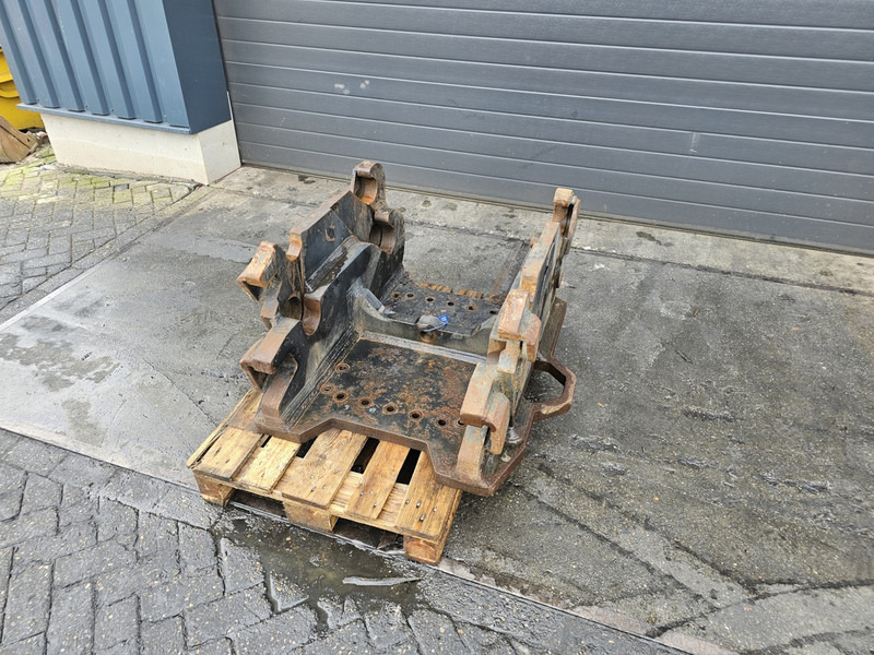 Kopplaat cw55s cw45s demarec dubbele kopplaat cw45s cw55s demarec - Skrup cepat untuk Peralatan konstruksi: gambar 1 Kopplaat cw55s cw45s demarec dubbele kopplaat cw45s cw55s demarec - Skrup cepat untuk Peralatan konstruksi: gambar 1