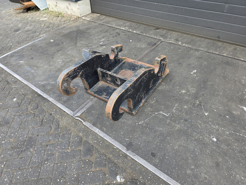 Kopplaat cw55s head plate kopplaat cw55s verachtert eurosteel - Skrup cepat untuk Peralatan konstruksi: gambar 1 Kopplaat cw55s head plate kopplaat cw55s verachtert eurosteel - Skrup cepat untuk Peralatan konstruksi: gambar 1