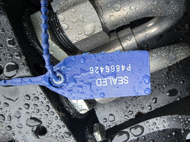 Kopplaat steelwrist oq80 oilquick 80 - Skrup cepat untuk Peralatan konstruksi: gambar 5 Kopplaat steelwrist oq80 oilquick 80 - Skrup cepat untuk Peralatan konstruksi: gambar 5