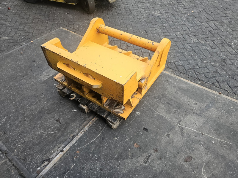 Lehnhof ms40 liebherr r974 adaptor plate lehnhof sw40 ms40 - Skrup cepat untuk Peralatan konstruksi: gambar 3 Lehnhof ms40 liebherr r974 adaptor plate lehnhof sw40 ms40 - Skrup cepat untuk Peralatan konstruksi: gambar 3