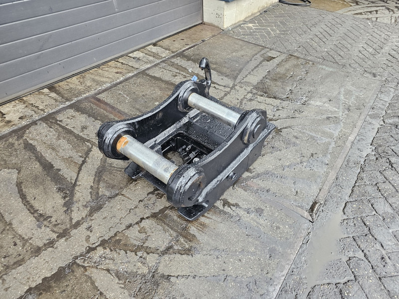 Oilquick 80 coupler connector oq80 oilquick steelwrist - Skrup cepat untuk Peralatan konstruksi: gambar 2 Oilquick 80 coupler connector oq80 oilquick steelwrist - Skrup cepat untuk Peralatan konstruksi: gambar 2