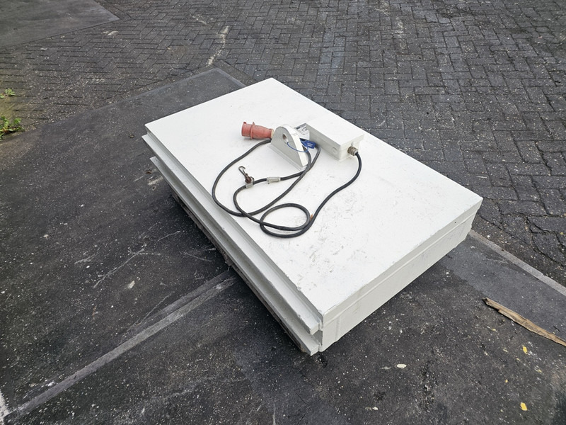 Schrootmagneet kw supply magnet fuchs sennebogen liebherr - Grapple untuk Peralatan konstruksi: gambar 4 Schrootmagneet kw supply magnet fuchs sennebogen liebherr - Grapple untuk Peralatan konstruksi: gambar 4