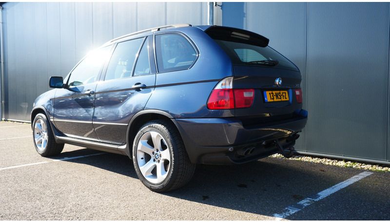 BMW X5 V8 4.4i - Van penumpang: gambar 4 BMW X5 V8 4.4i - Van penumpang: gambar 4