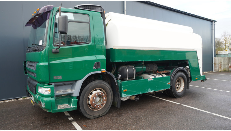 DAF 75.250 FUEL TANK TRUCK 11.300LTR 783.400KM - Truk tangki: gambar 3 DAF 75.250 FUEL TANK TRUCK 11.300LTR 783.400KM - Truk tangki: gambar 3