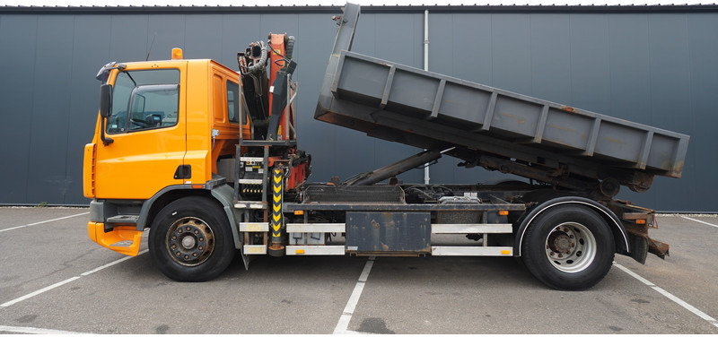 DAF CF 65.210 HOOKARM SYSTEM WITH PALFINGER PK 9501 CRANE - Truk derek: gambar 4 DAF CF 65.210 HOOKARM SYSTEM WITH PALFINGER PK 9501 CRANE - Truk derek: gambar 4