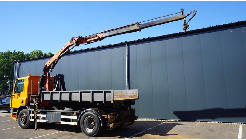 DAF CF 65.210 HOOKARM SYSTEM WITH PALFINGER PK 9501 CRANE - Truk derek: gambar 3 DAF CF 65.210 HOOKARM SYSTEM WITH PALFINGER PK 9501 CRANE - Truk derek: gambar 3