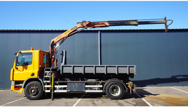 DAF CF 65.210 HOOKARM SYSTEM WITH PALFINGER PK 9501 CRANE - Truk derek: gambar 1 DAF CF 65.210 HOOKARM SYSTEM WITH PALFINGER PK 9501 CRANE - Truk derek: gambar 1