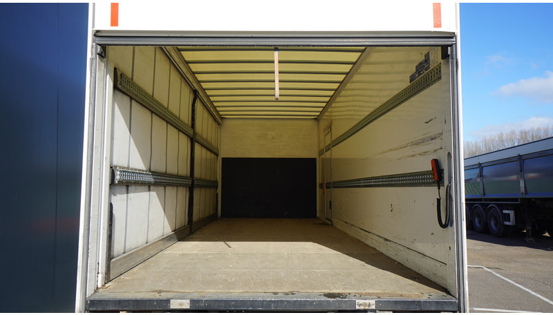 DAF LF 180 CLOSED/CURTAINSIDE 438.000KM - Truk dengan terpal samping: gambar 5 DAF LF 180 CLOSED/CURTAINSIDE 438.000KM - Truk dengan terpal samping: gambar 5