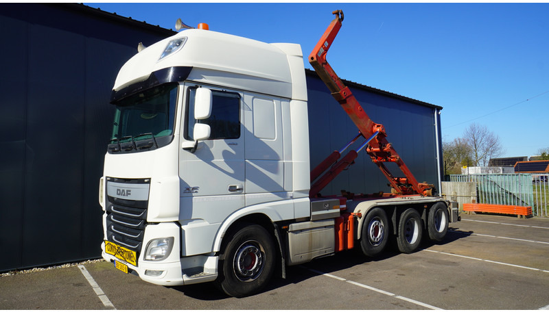 DAF XF460 8X2 HOOKARM SYSTEM TRUCK - Hook lift: gambar 2 DAF XF460 8X2 HOOKARM SYSTEM TRUCK - Hook lift: gambar 2