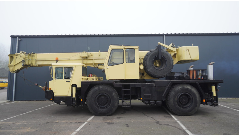 Faun RTF 30 4X4 MOBILE CRANE - Truk derek: gambar 1 Faun RTF 30 4X4 MOBILE CRANE - Truk derek: gambar 1